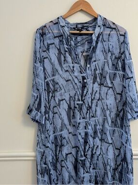 NIC+ZOE Light Blue & Navy Abstract Button-Front beach cover up